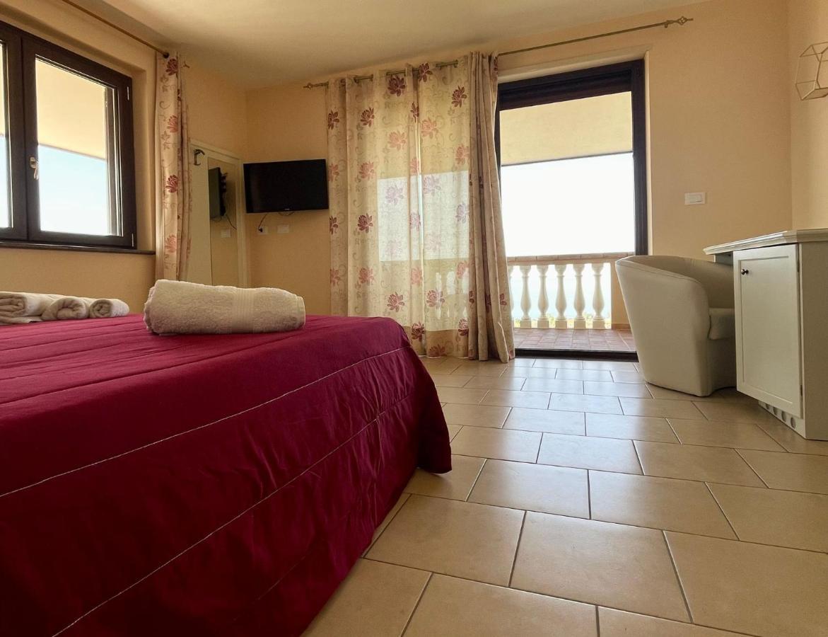 Residenza Domus Aurea Tropea- Vista Mare Hotell Santa Domenica  Eksteriør bilde