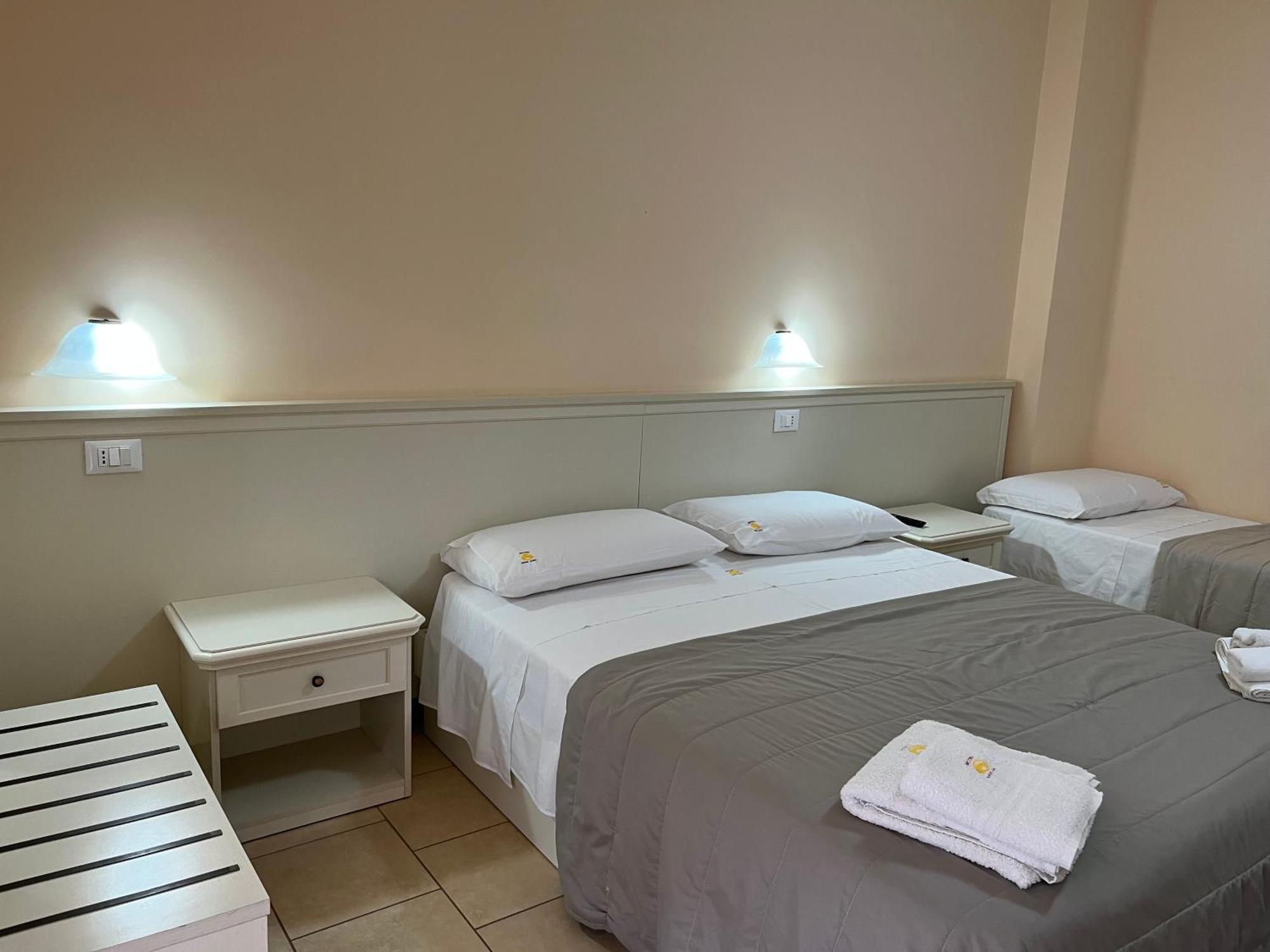 Residenza Domus Aurea Tropea- Vista Mare Hotell Santa Domenica  Eksteriør bilde