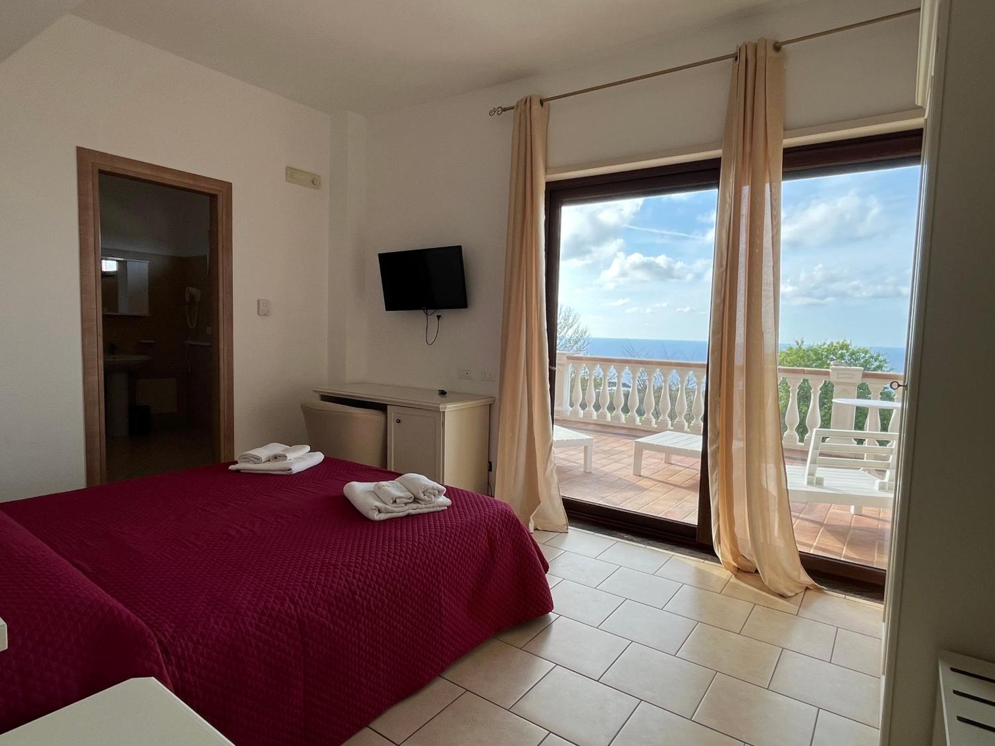 Residenza Domus Aurea Tropea- Vista Mare Hotell Santa Domenica  Eksteriør bilde