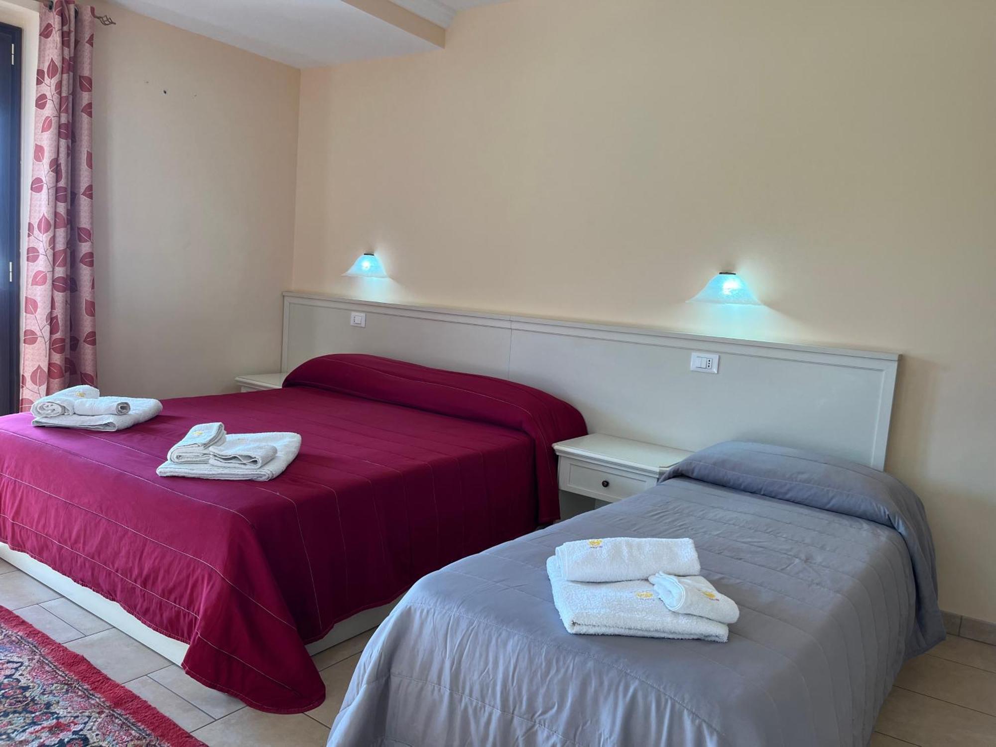 Residenza Domus Aurea Tropea- Vista Mare Hotell Santa Domenica  Eksteriør bilde